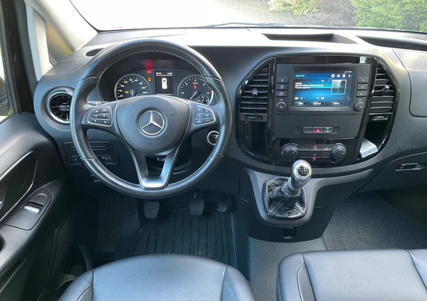 Mercedes-Benz Vito cena 132000 przebieg: 29015, rok produkcji 2021 z Zambrów małe 232